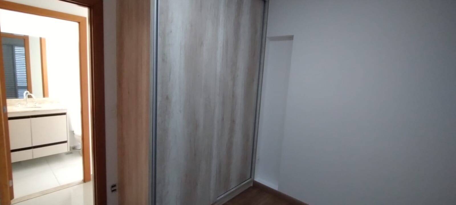 Apartamento para alugar com 3 quartos, 110m² - Foto 15