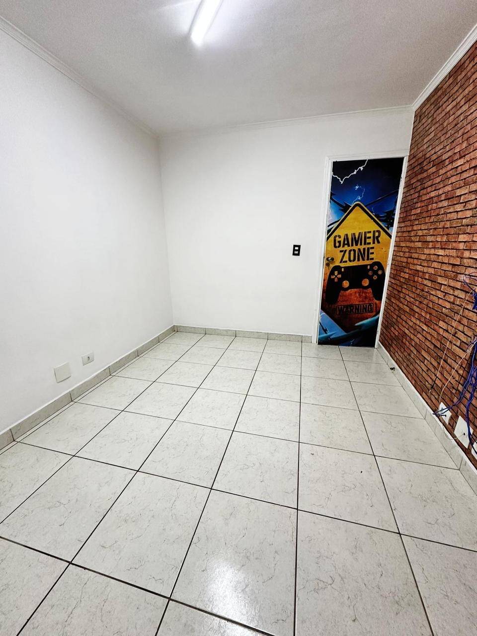 Apartamento à venda com 2 quartos, 58m² - Foto 4