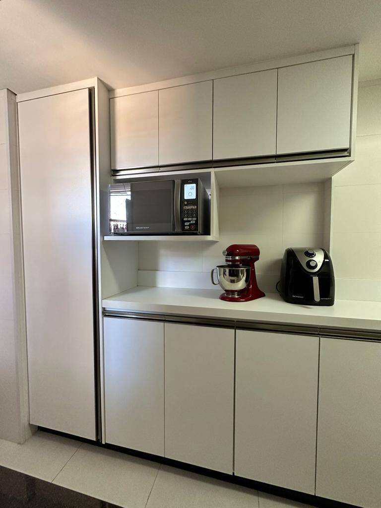 Apartamento à venda com 3 quartos, 97m² - Foto 10