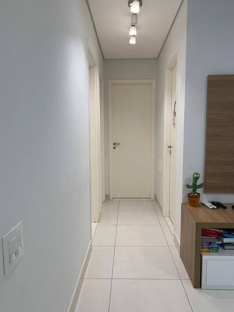 Apartamento à venda com 3 quartos, 97m² - Foto 11