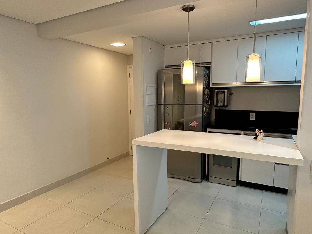 Apartamento à venda com 3 quartos, 97m² - Foto 12