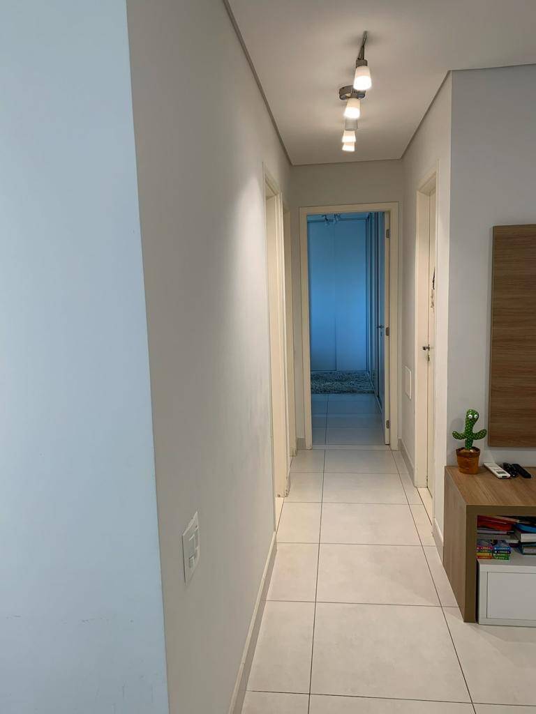 Apartamento à venda com 3 quartos, 97m² - Foto 19