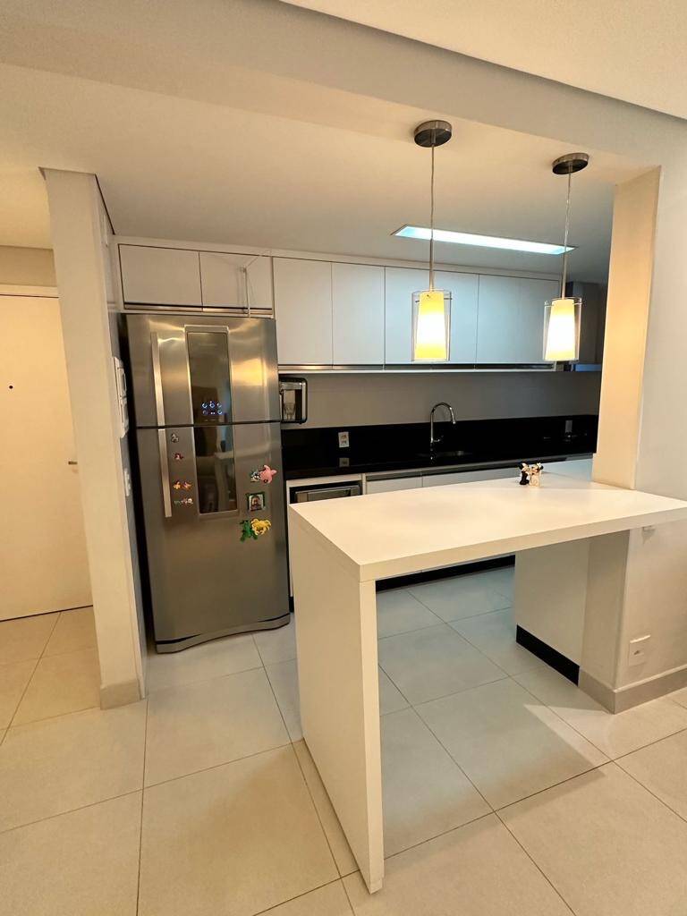 Apartamento à venda com 3 quartos, 97m² - Foto 18