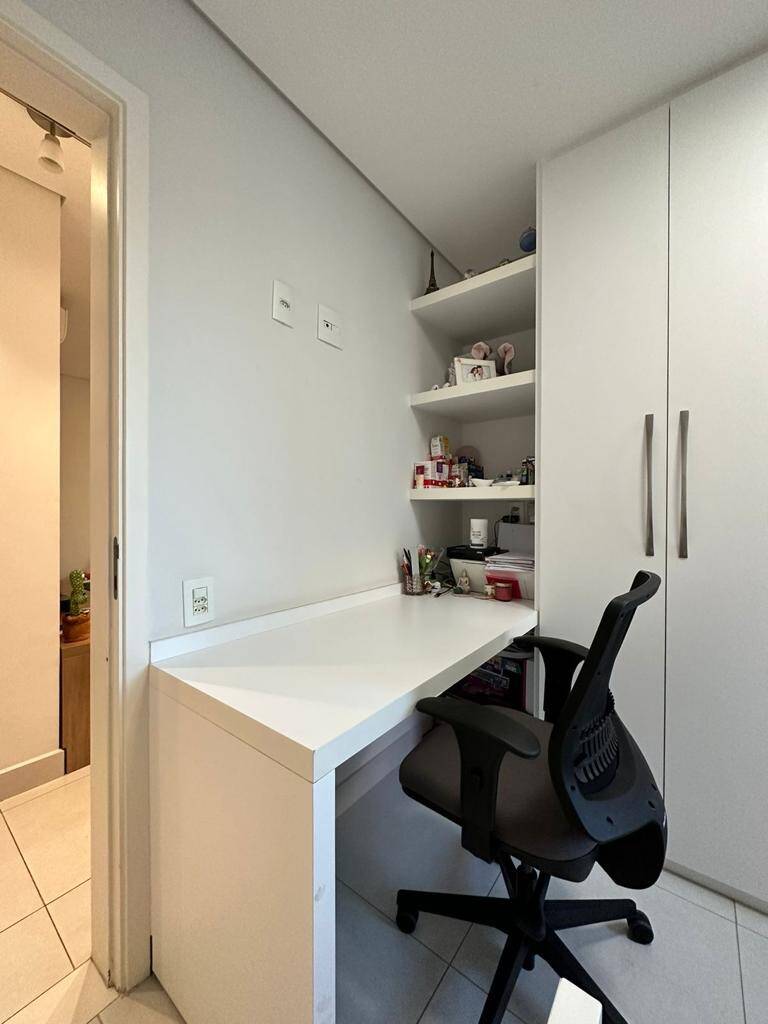 Apartamento à venda com 3 quartos, 97m² - Foto 22