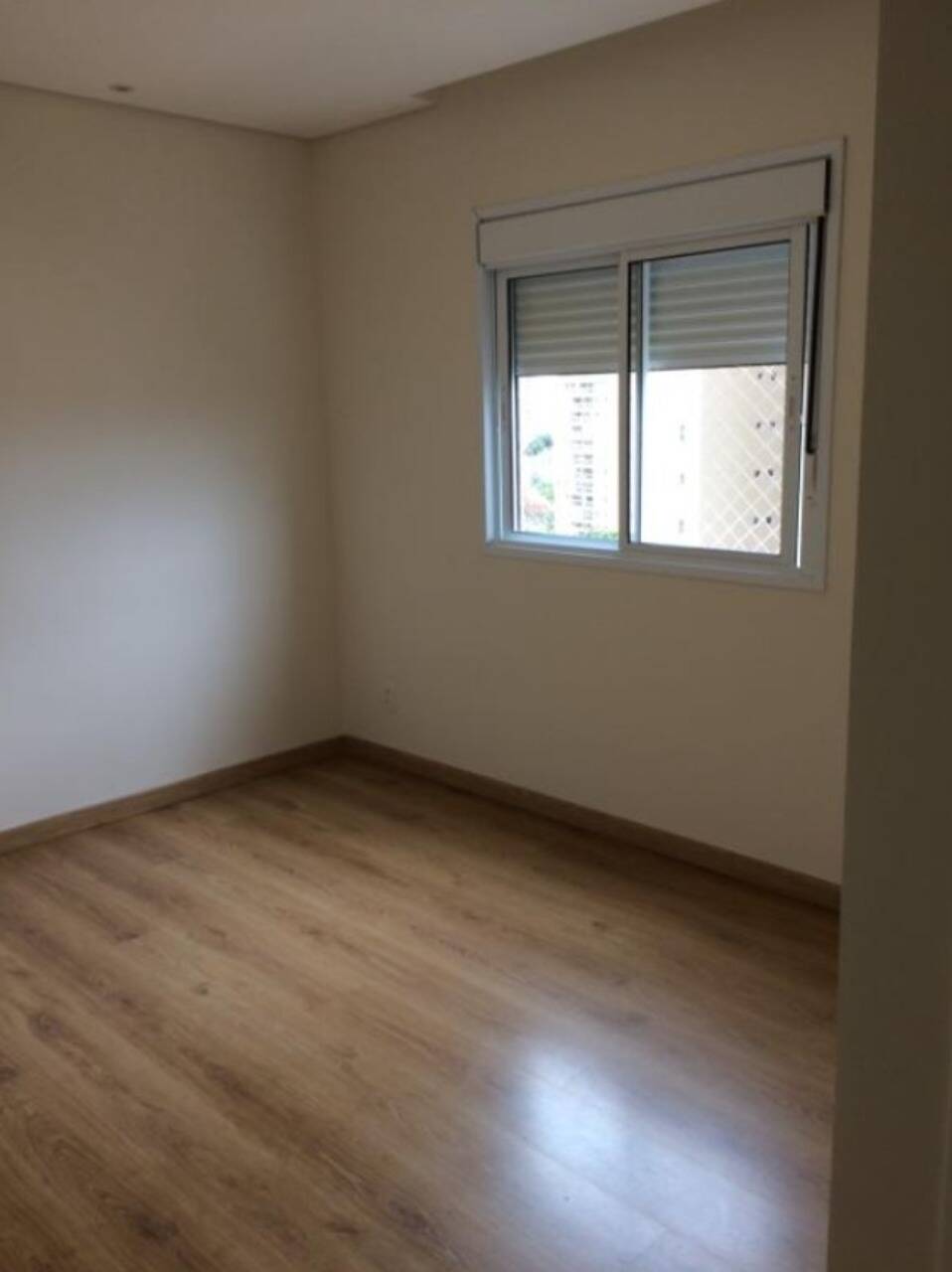 Apartamento para alugar com 3 quartos, 111m² - Foto 9