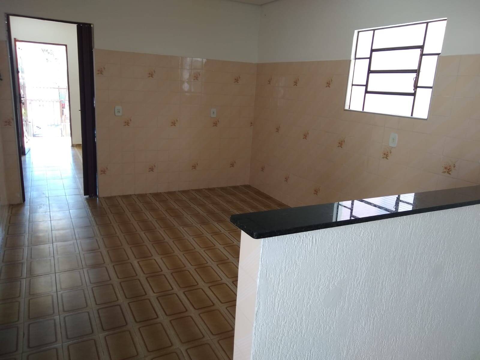 Casa para alugar com 2 quartos, 315m² - Foto 19