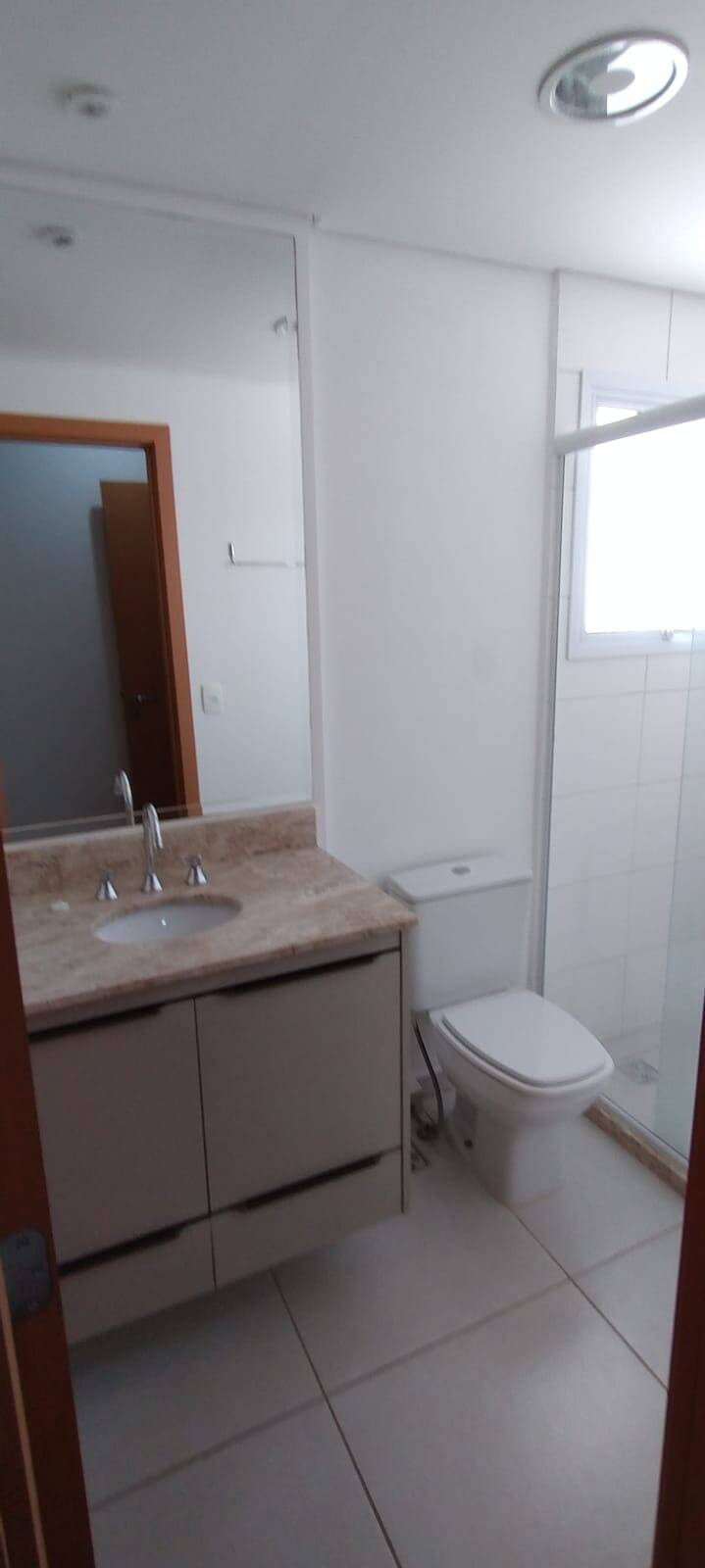 Apartamento para alugar com 3 quartos, 101m² - Foto 2