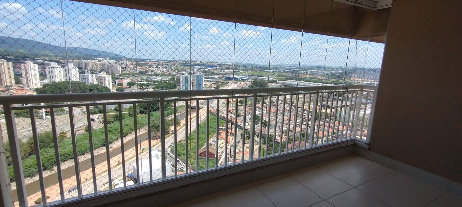 Apartamento para alugar com 3 quartos, 101m² - Foto 7