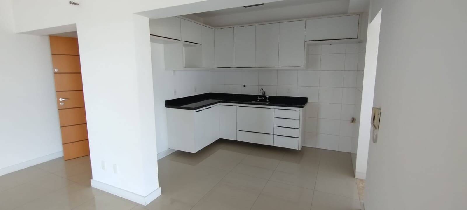 Apartamento para alugar com 3 quartos, 101m² - Foto 17