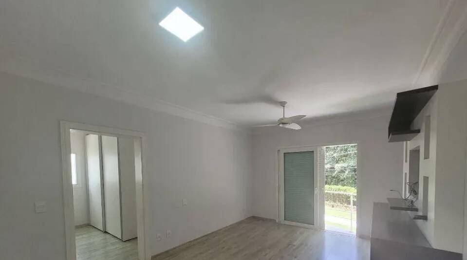 Casa de Condomínio para alugar com 3 quartos, 250m² - Foto 54