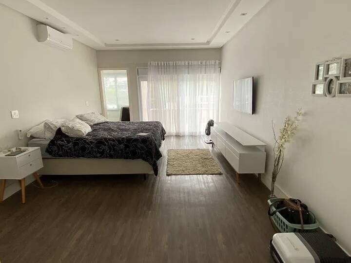 Casa de Condomínio para alugar com 3 quartos, 400m² - Foto 18