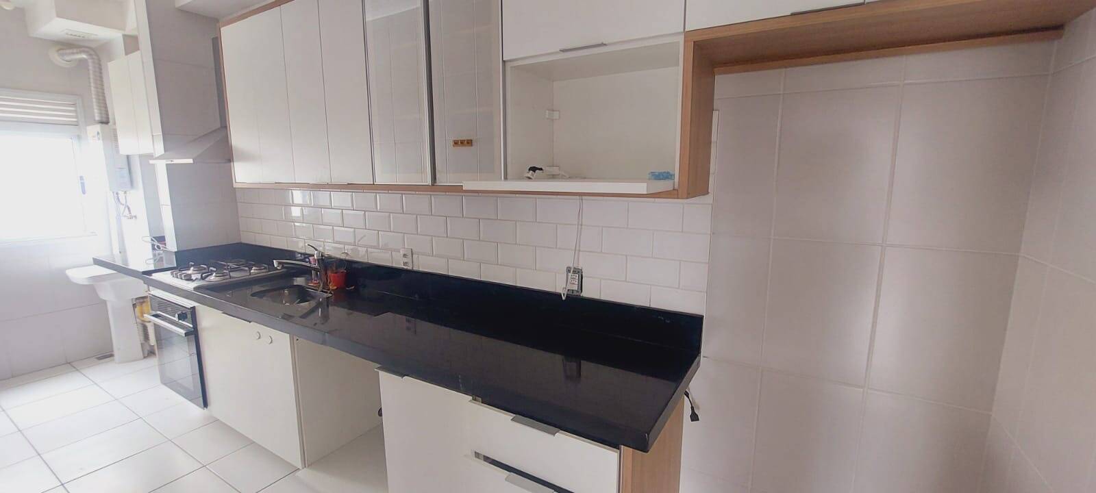 Apartamento à venda com 2 quartos, 66m² - Foto 16