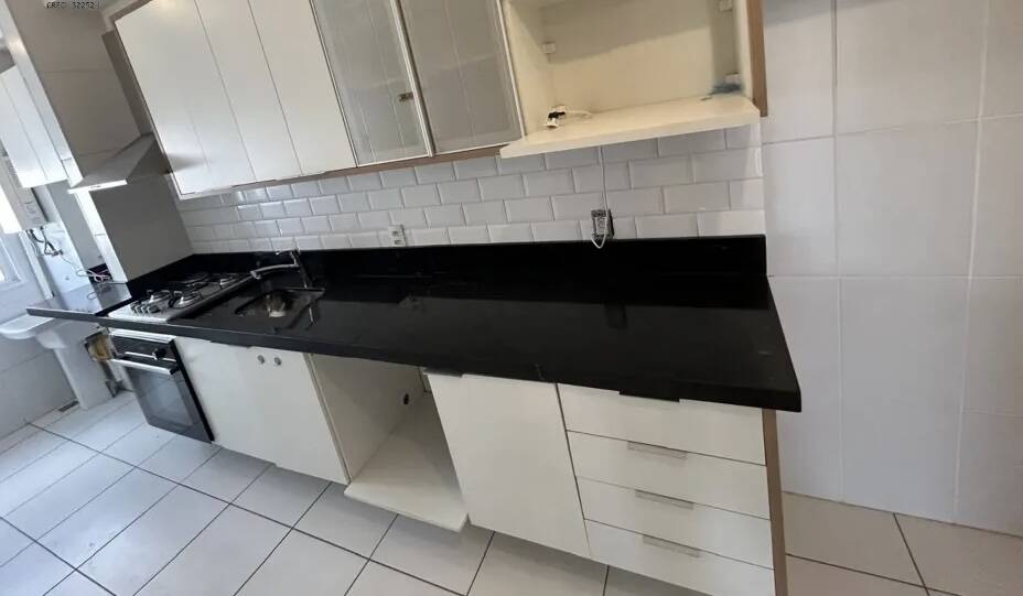 Apartamento à venda com 2 quartos, 66m² - Foto 28