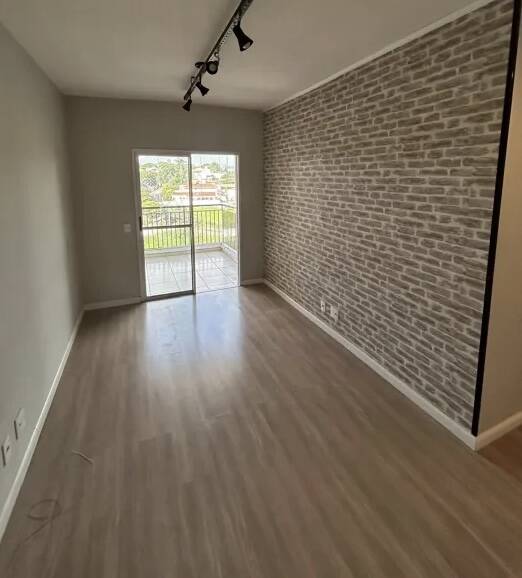 Apartamento à venda com 2 quartos, 66m² - Foto 3