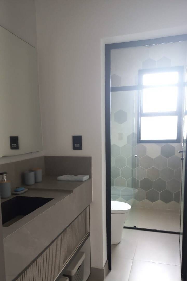 Casa de Condomínio à venda e aluguel com 3 quartos, 300m² - Foto 13