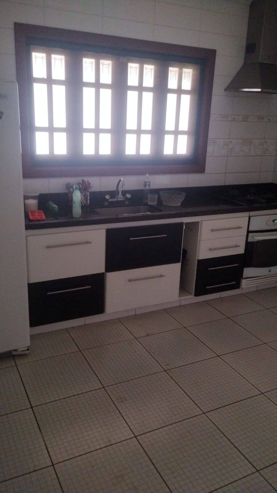 Fazenda para alugar com 3 quartos, 300m² - Foto 18