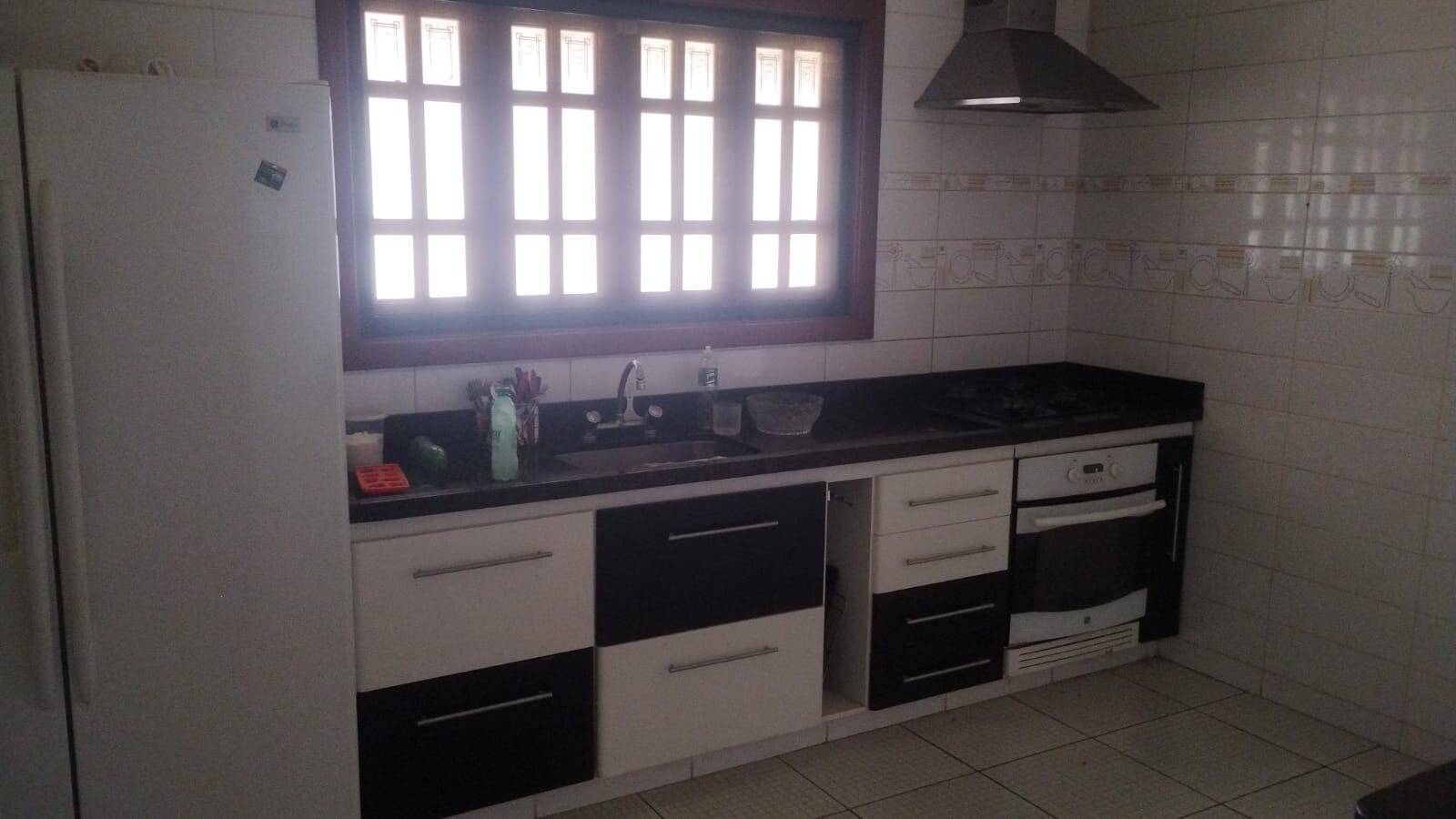 Fazenda para alugar com 3 quartos, 300m² - Foto 17