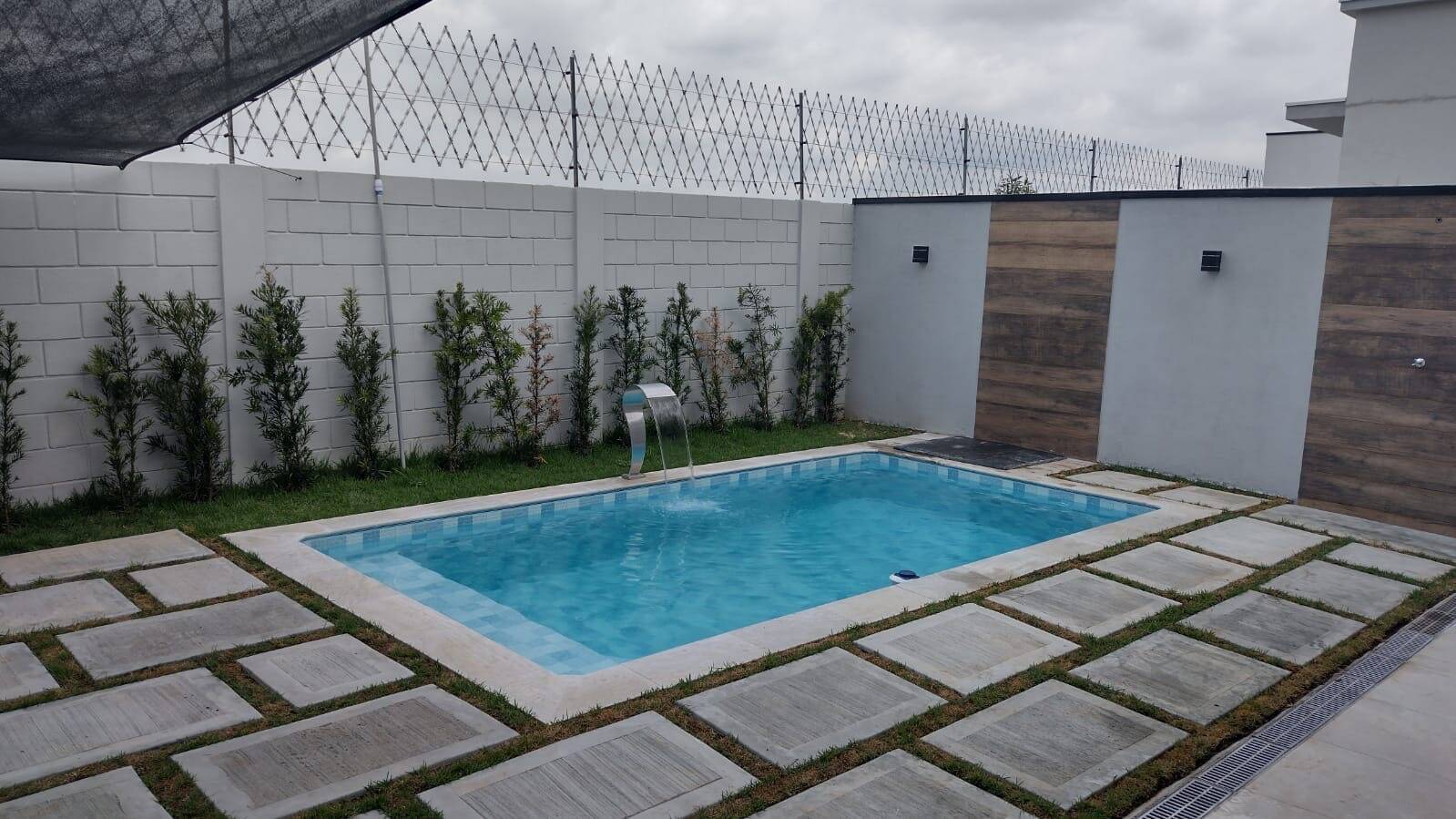 Casa de Condomínio à venda com 3 quartos, 250m² - Foto 4