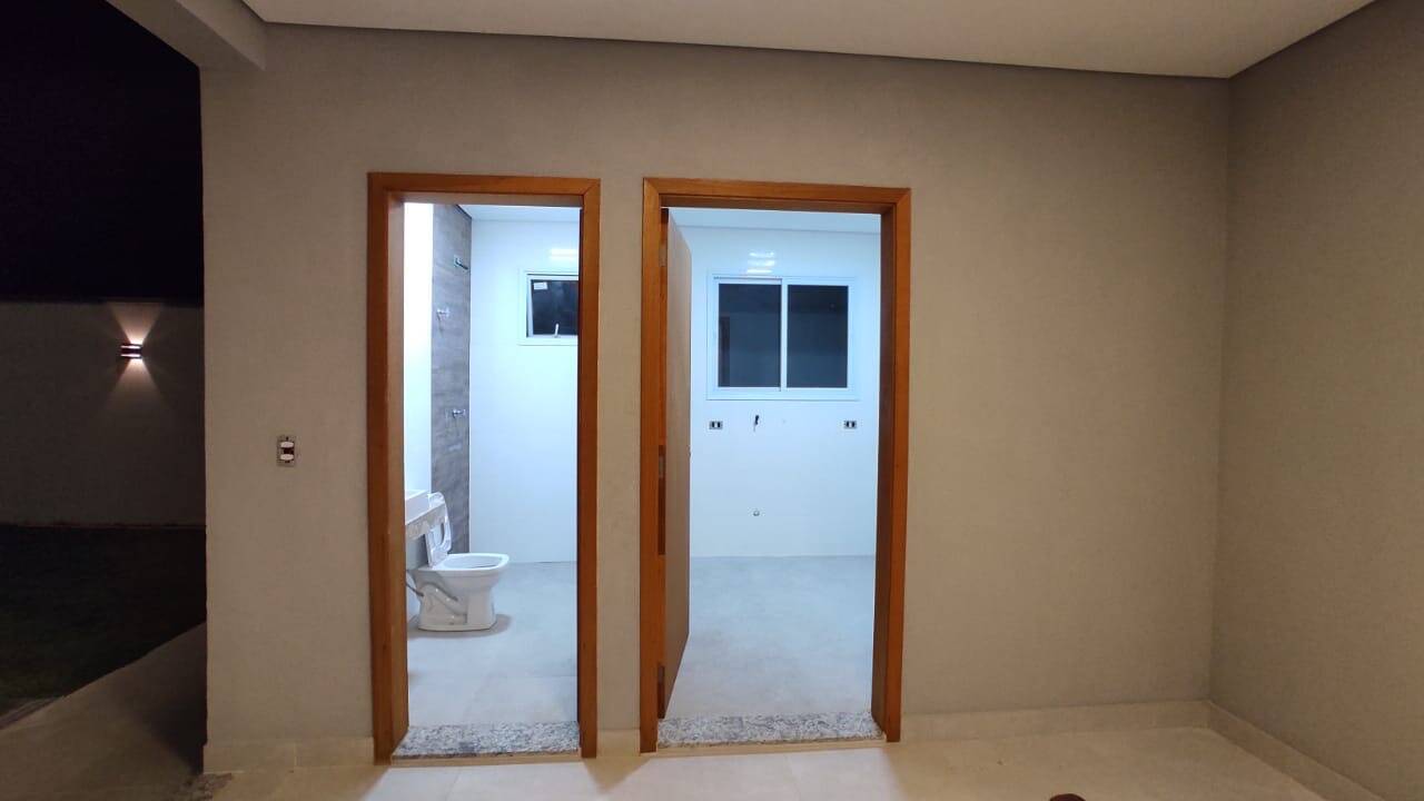 Casa de Condomínio à venda com 3 quartos, 250m² - Foto 5