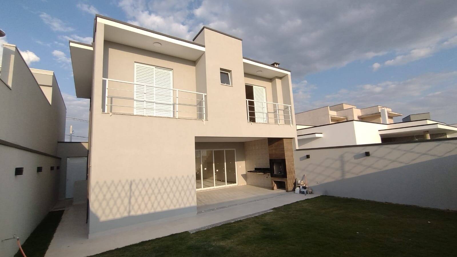 Casa de Condomínio à venda com 3 quartos, 250m² - Foto 6