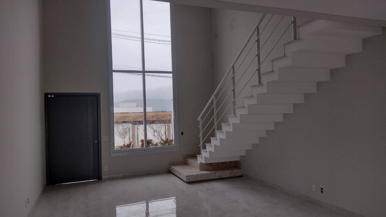 Casa de Condomínio à venda com 3 quartos, 250m² - Foto 9