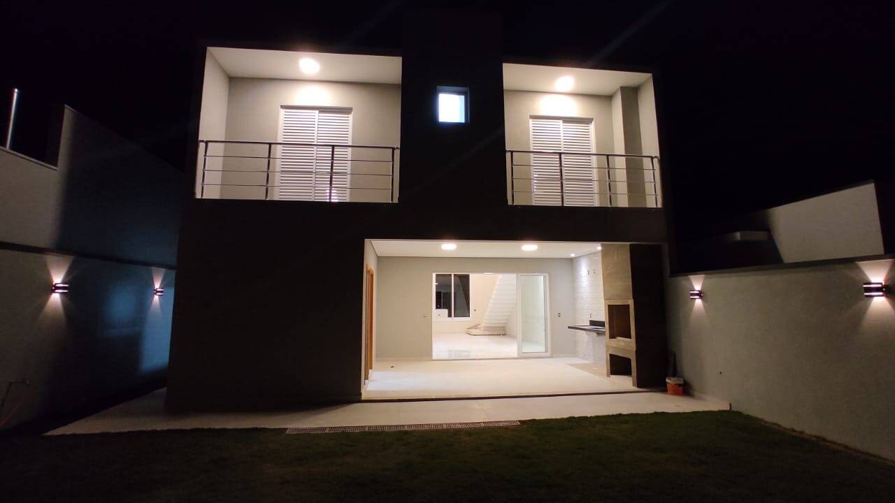 Casa de Condomínio à venda com 3 quartos, 250m² - Foto 18