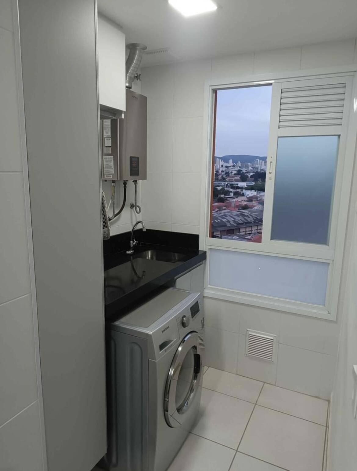 Apartamento à venda com 2 quartos, 77m² - Foto 5