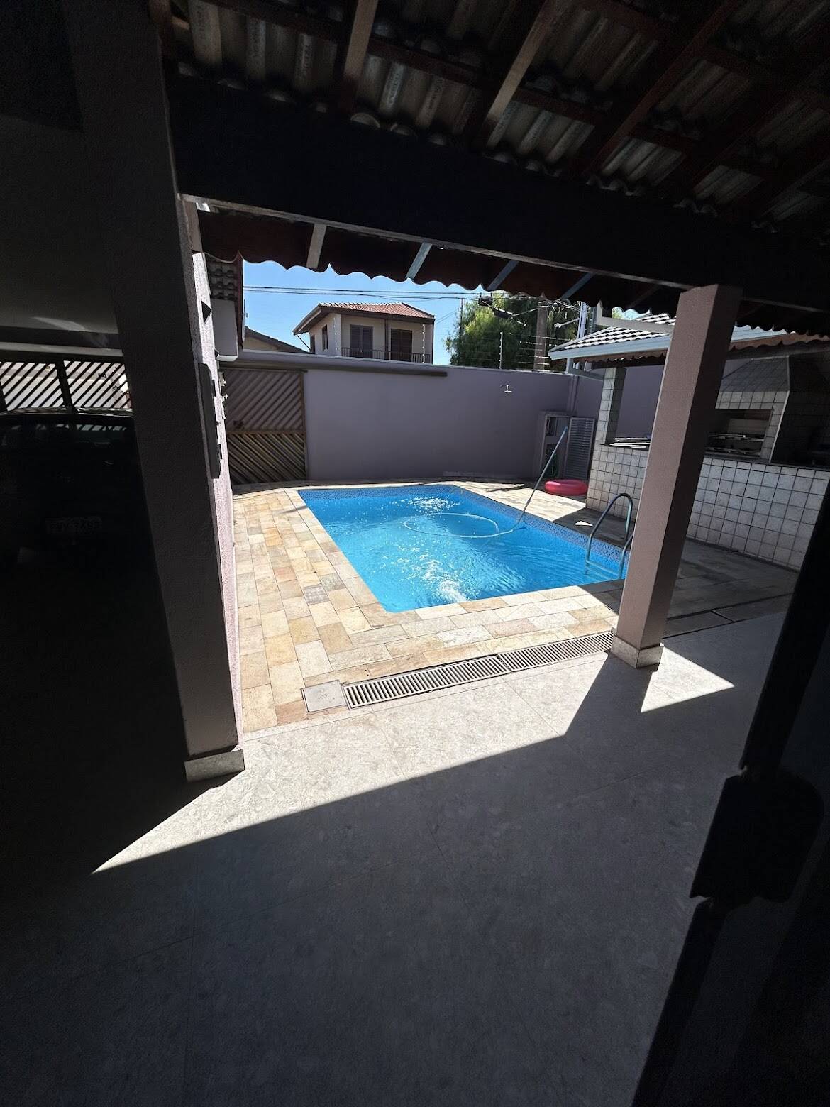 Casa à venda e aluguel com 4 quartos, 261m² - Foto 8