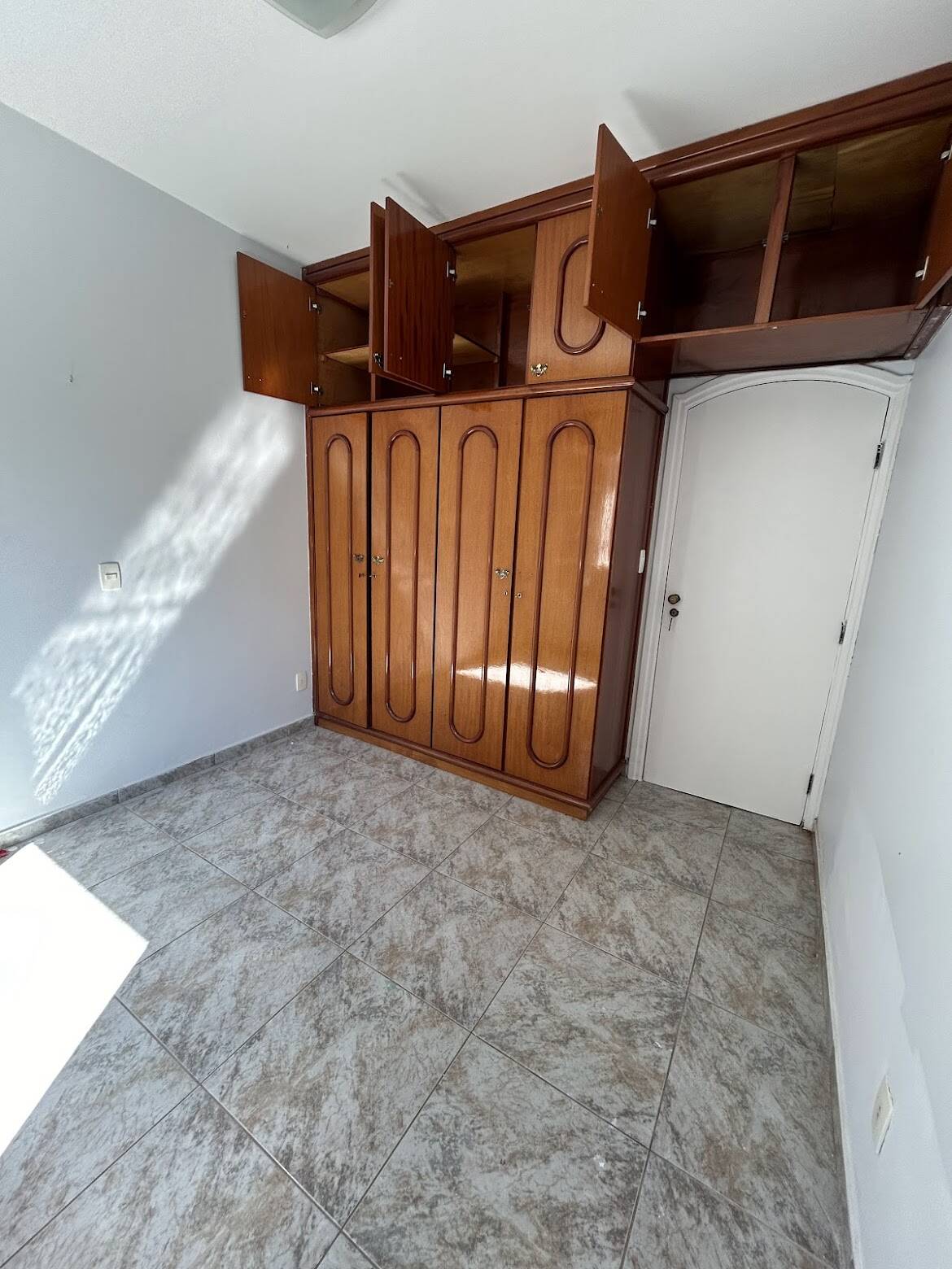 Casa à venda e aluguel com 4 quartos, 261m² - Foto 28