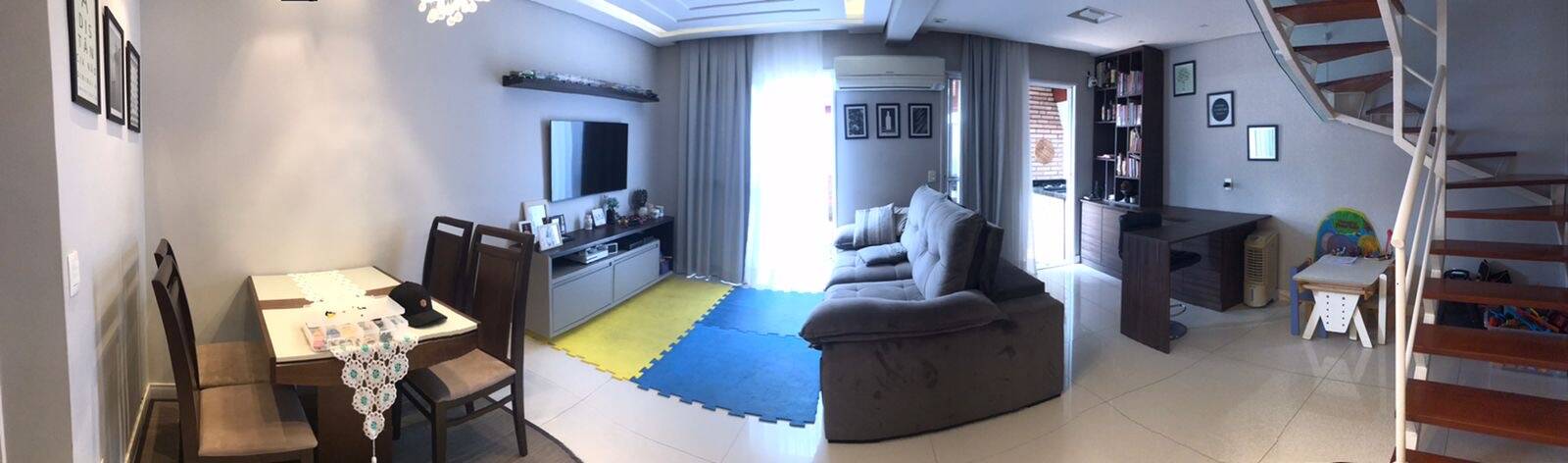 Casa à venda com 2 quartos, 150m² - Foto 1