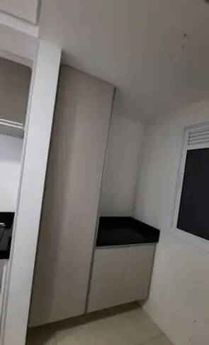 Apartamento à venda com 2 quartos, 61m² - Foto 5