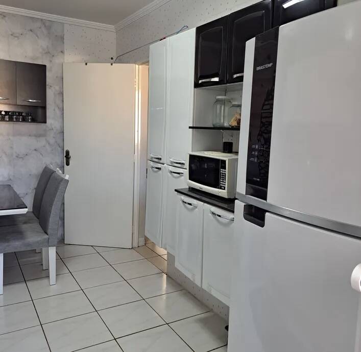 Apartamento à venda com 2 quartos, 58m² - Foto 4