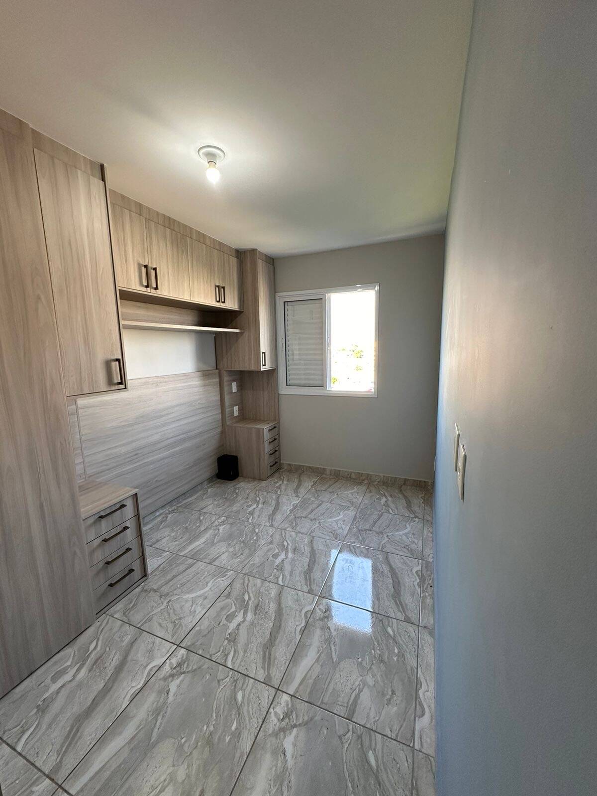 Apartamento à venda com 2 quartos, 60m² - Foto 4