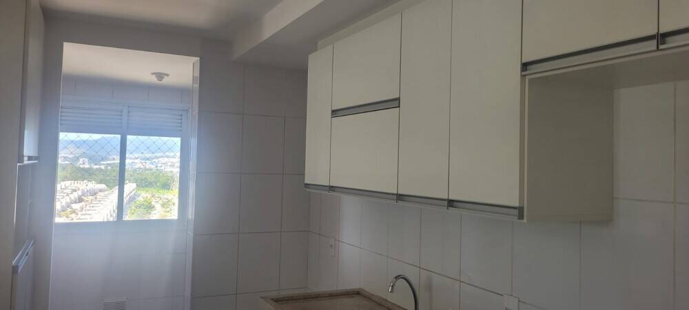 Apartamento para alugar com 3 quartos, 92m² - Foto 9