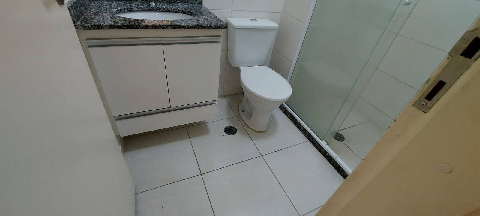 Apartamento para alugar com 2 quartos, 50m² - Foto 11