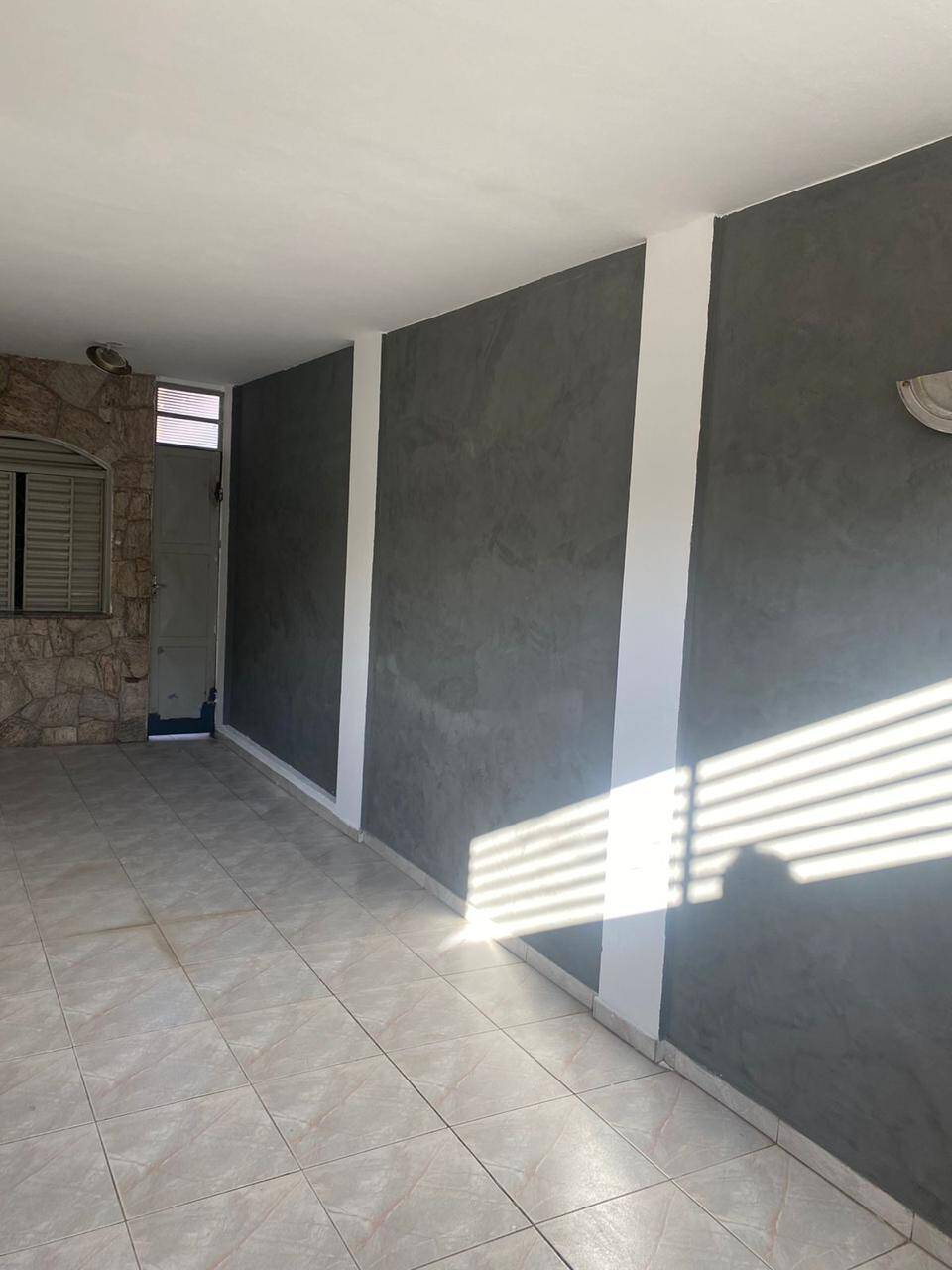 Casa à venda com 4 quartos, 127m² - Foto 2