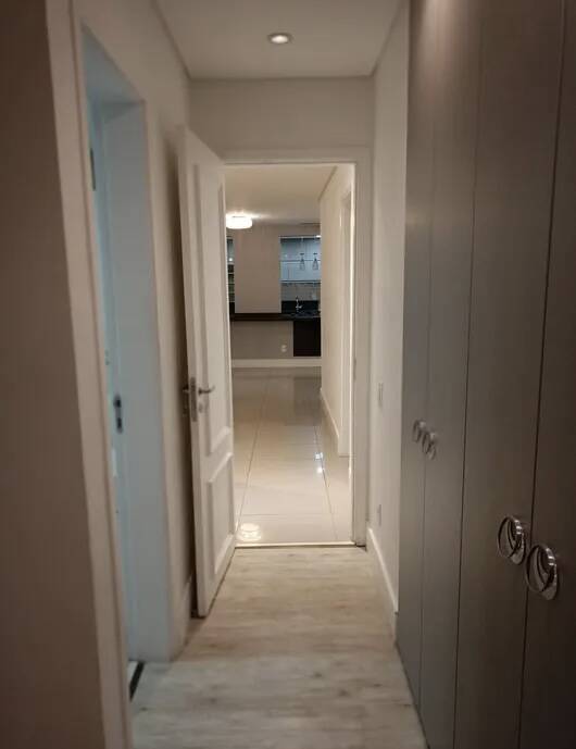 Apartamento para alugar com 2 quartos, 97m² - Foto 3