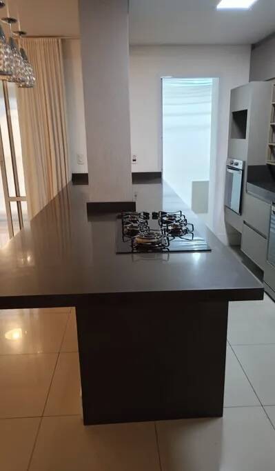 Apartamento para alugar com 2 quartos, 97m² - Foto 15