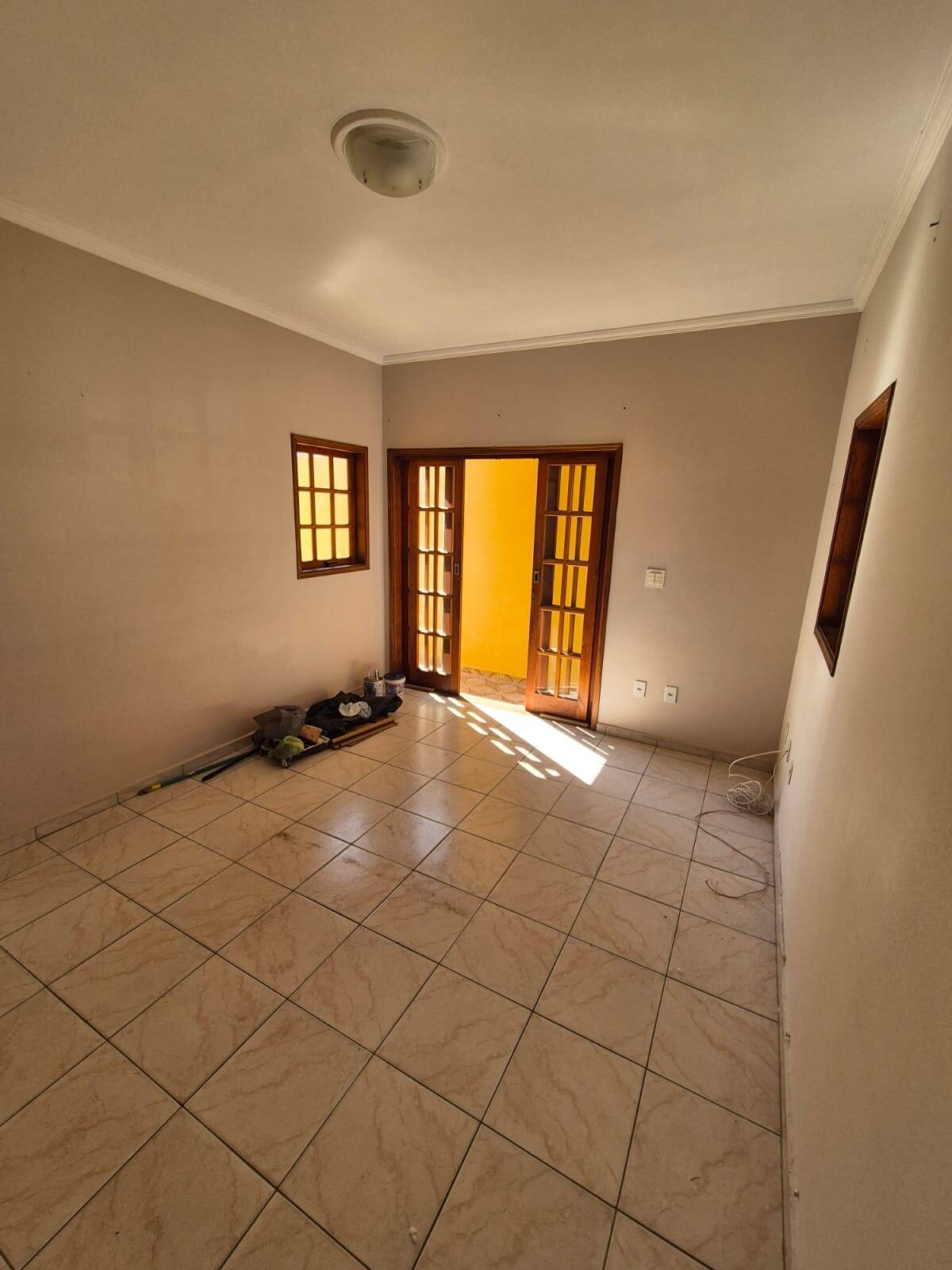 Casa à venda com 2 quartos, 182m² - Foto 3