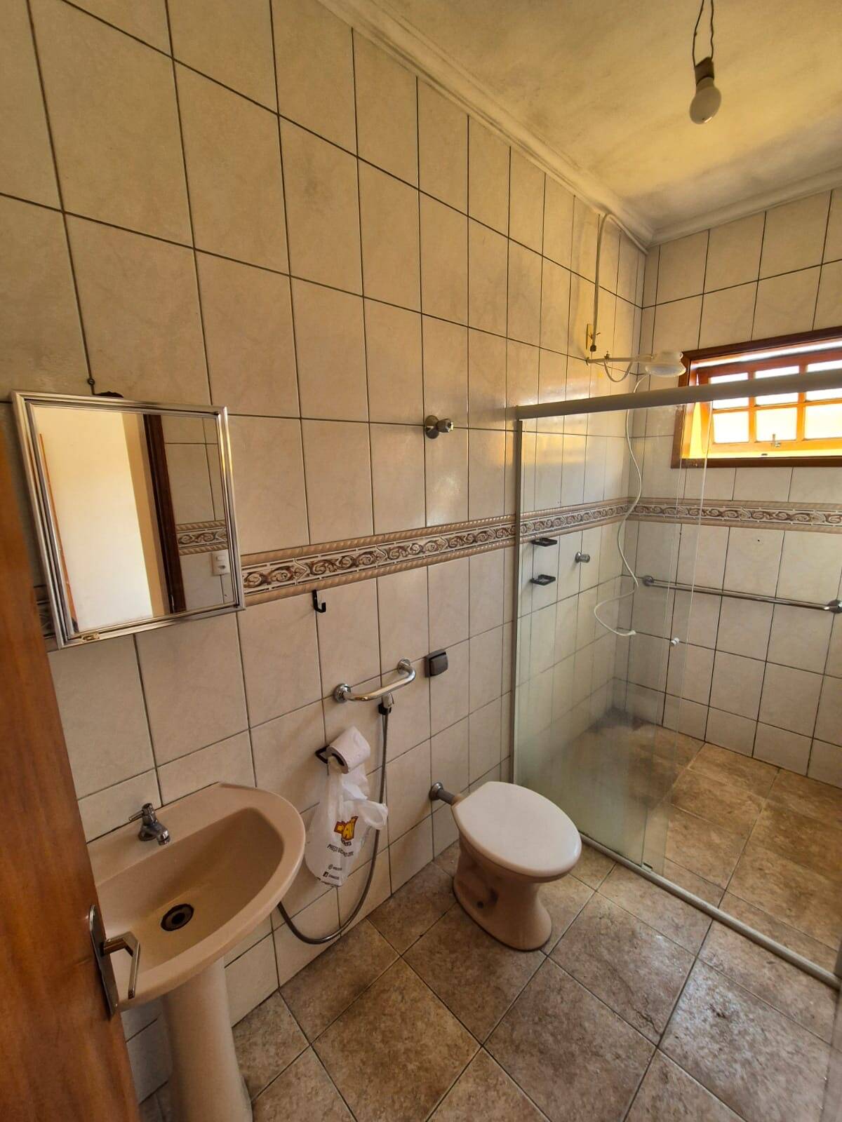 Casa à venda com 2 quartos, 182m² - Foto 4