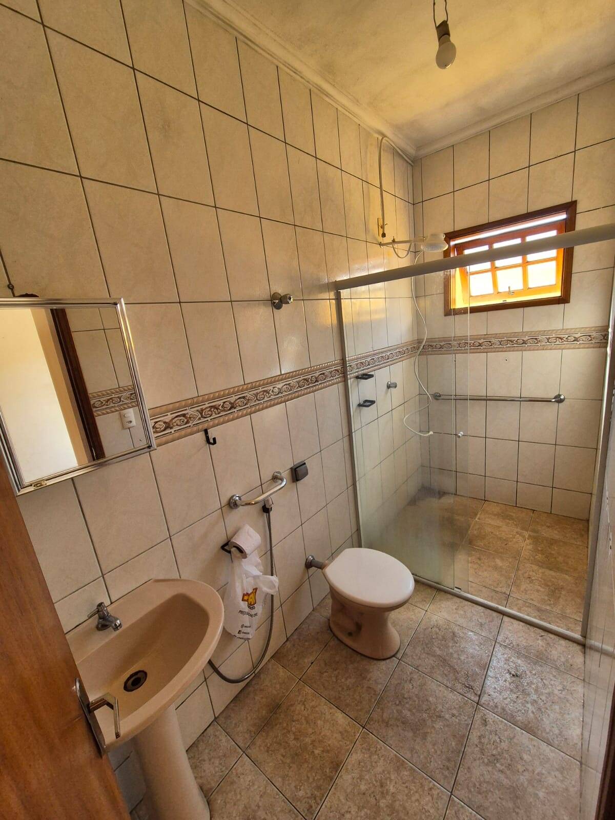 Casa à venda com 2 quartos, 182m² - Foto 11