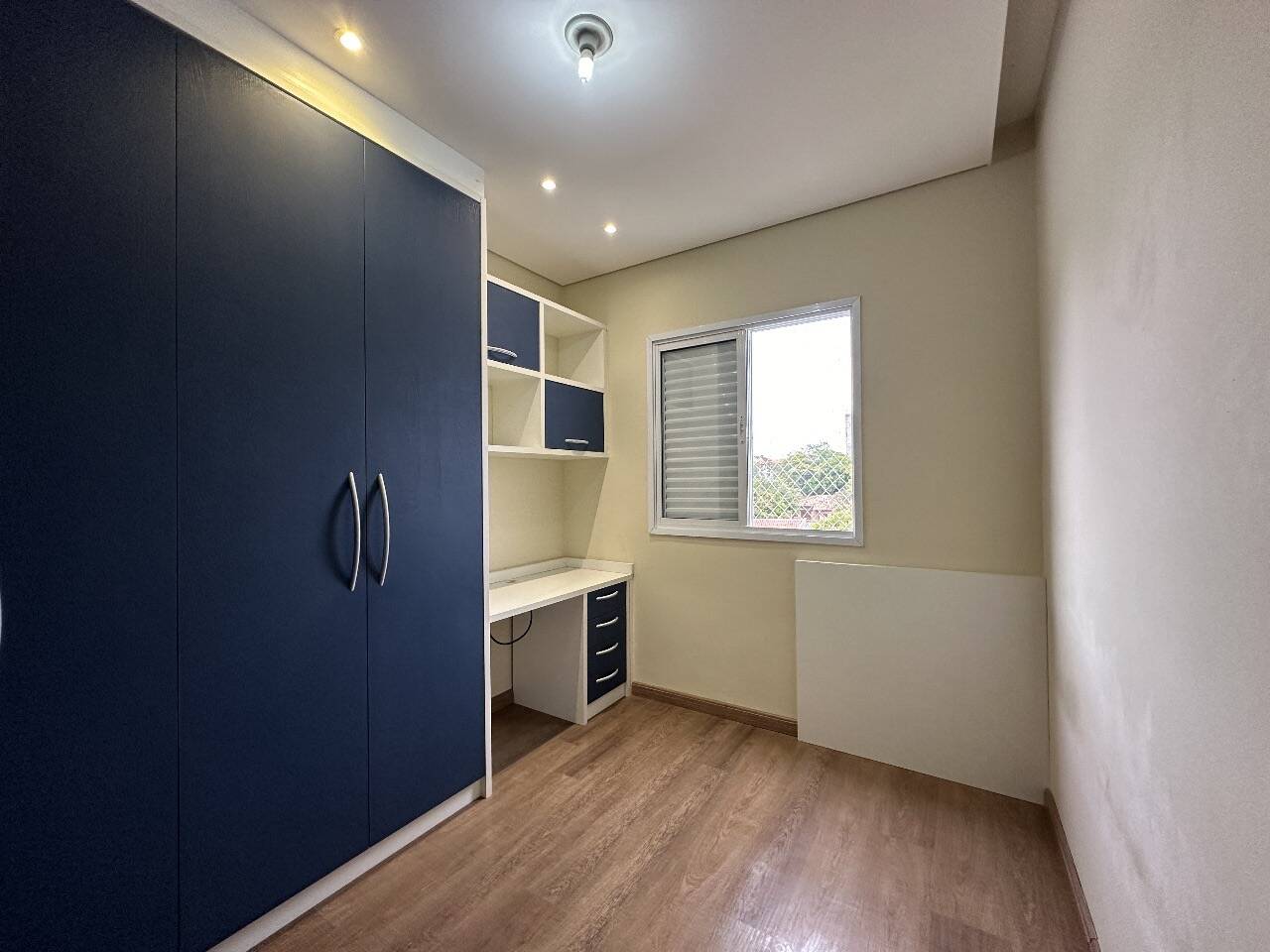 Apartamento para alugar com 3 quartos, 80m² - Foto 8