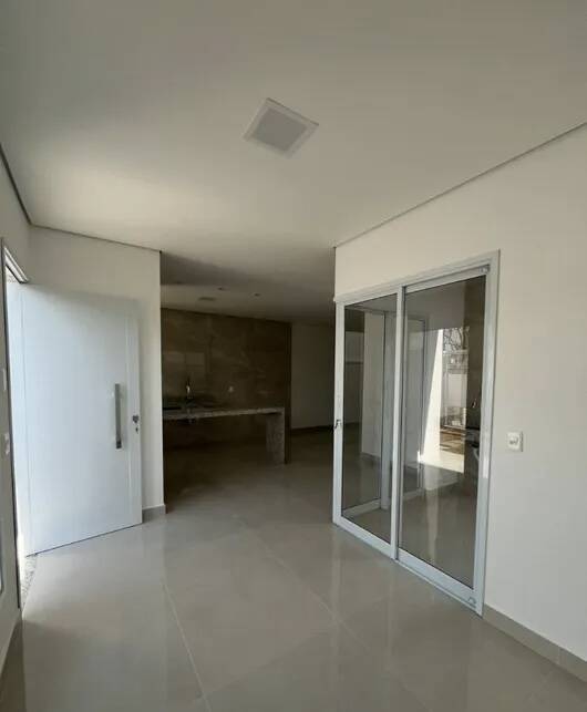 Casa à venda com 3 quartos, 151m² - Foto 11