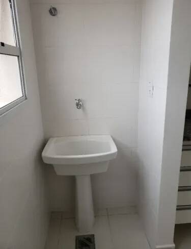 Apartamento para alugar com 2 quartos, 55m² - Foto 9