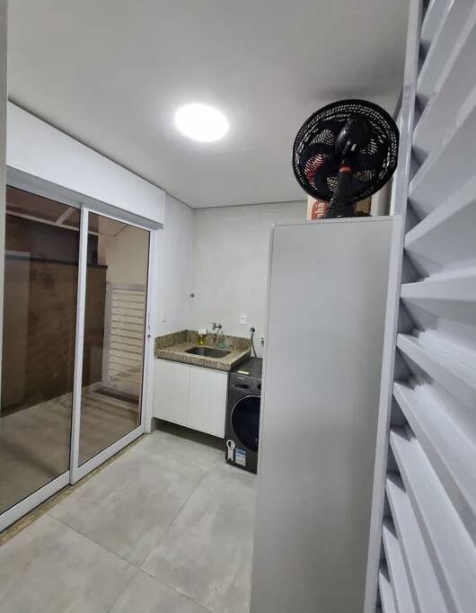 Casa de Condomínio à venda com 4 quartos, 235m² - Foto 11