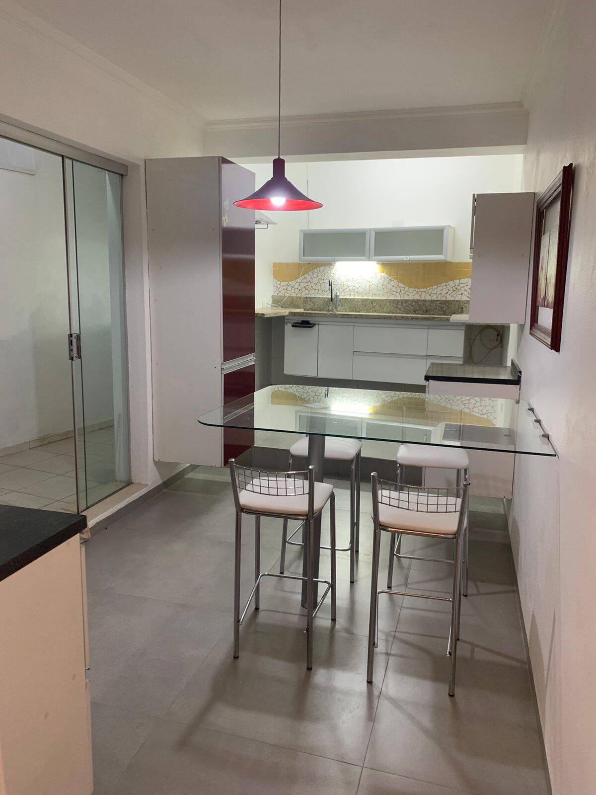 Casa à venda e aluguel com 3 quartos, 148m² - Foto 3