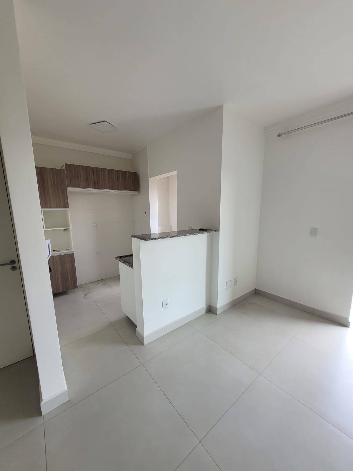 Apartamento à venda com 2 quartos, 60m² - Foto 4