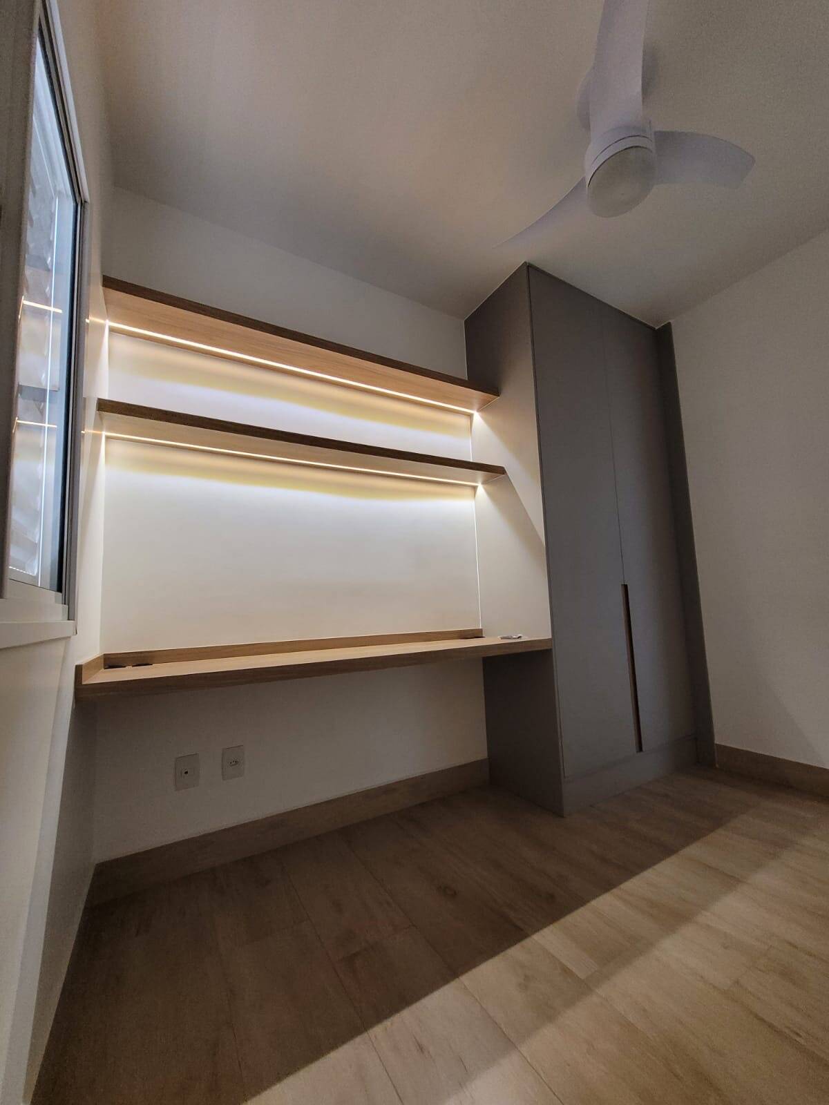 Apartamento à venda com 2 quartos, 60m² - Foto 10