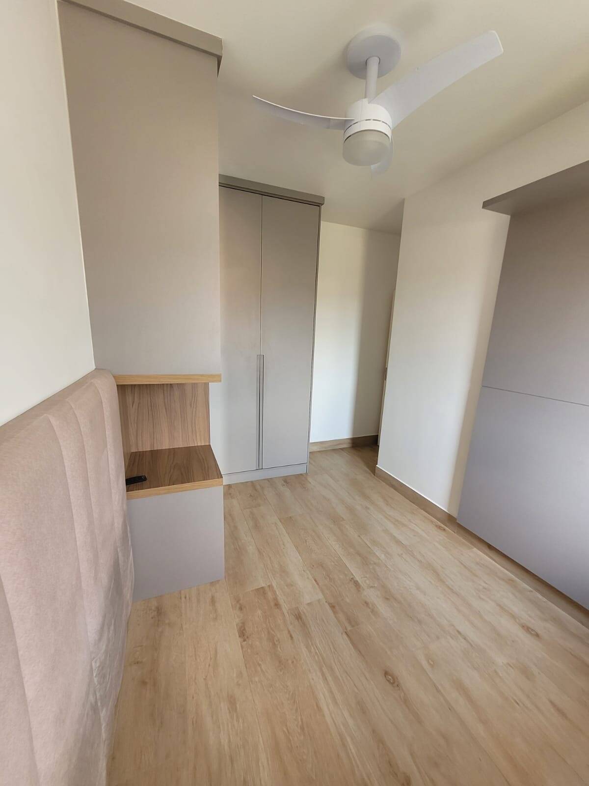 Apartamento à venda com 2 quartos, 60m² - Foto 17