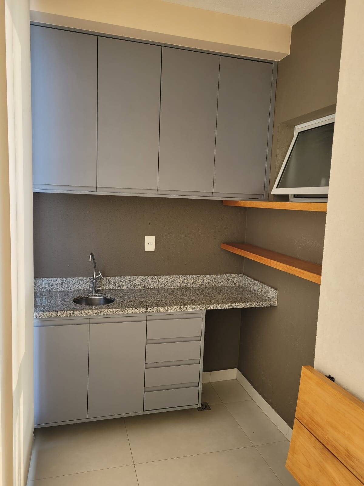 Apartamento à venda com 2 quartos, 60m² - Foto 1